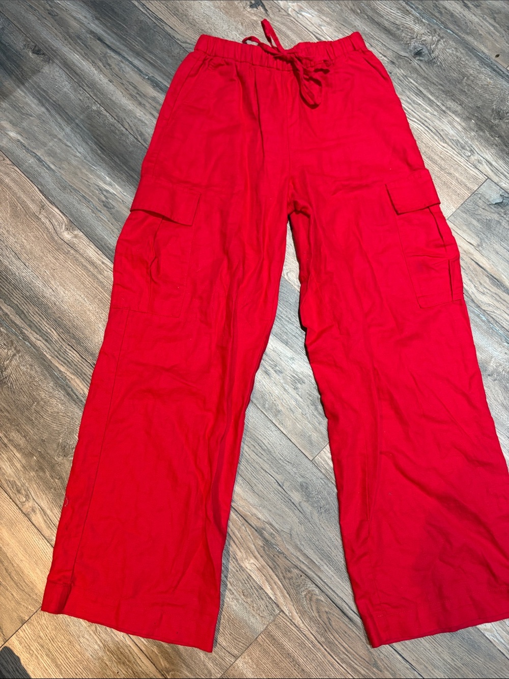 GAP Red Wide-Leg Cargo Pants - Women